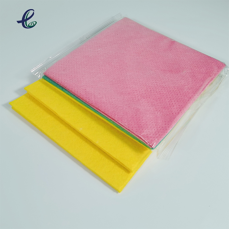 needle punched nonwoven cleaning wipe.jpg