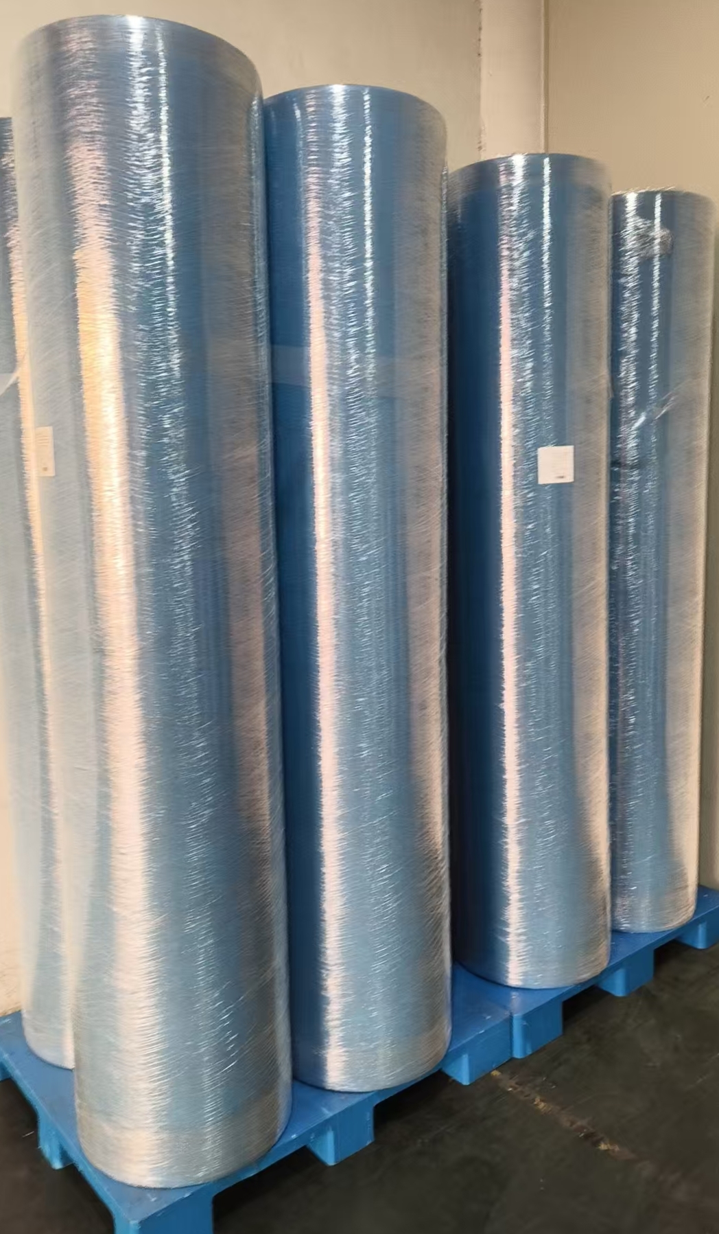 hydrophilic laminated non woven fabric.jpg